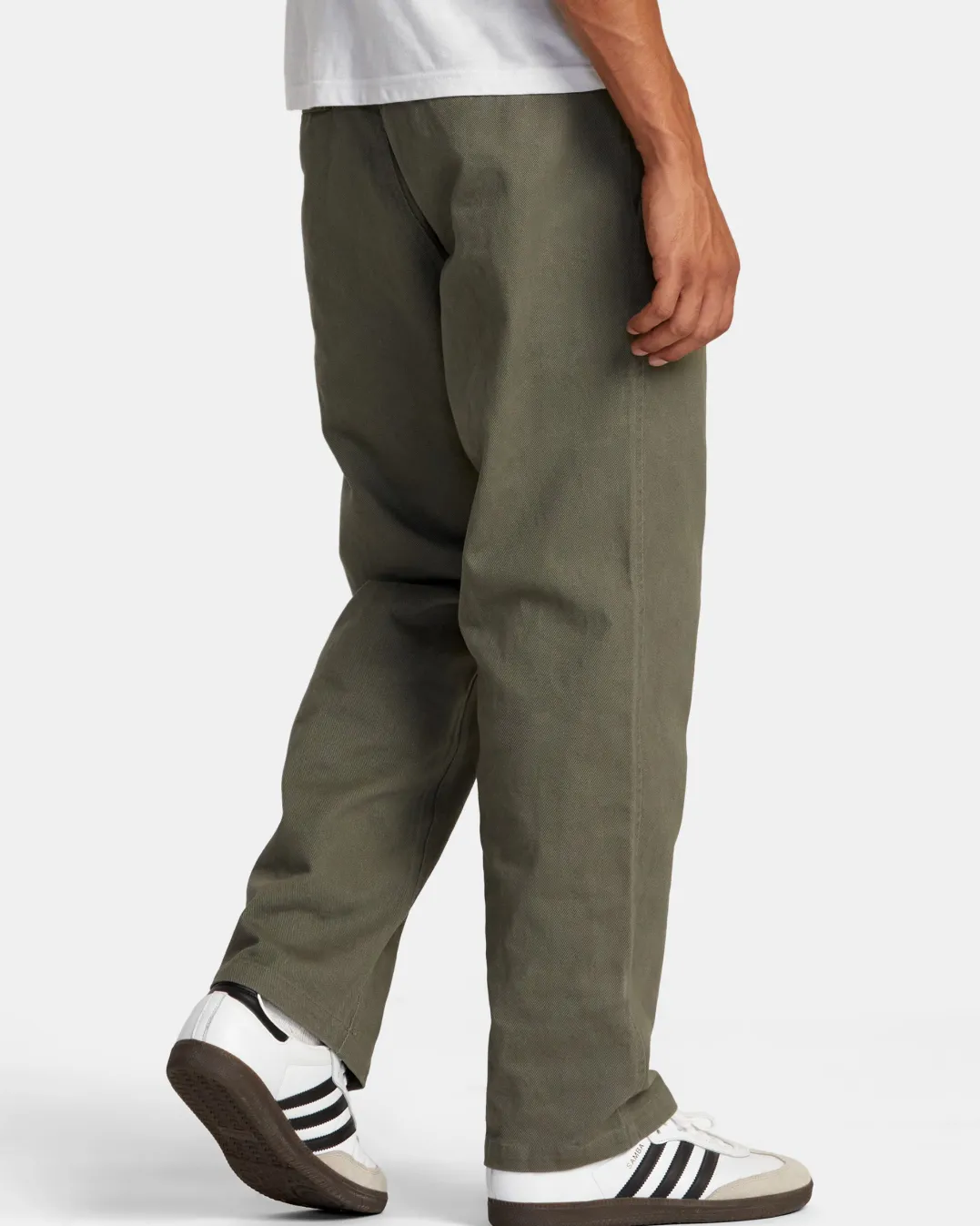 AMERICANA CHINOS