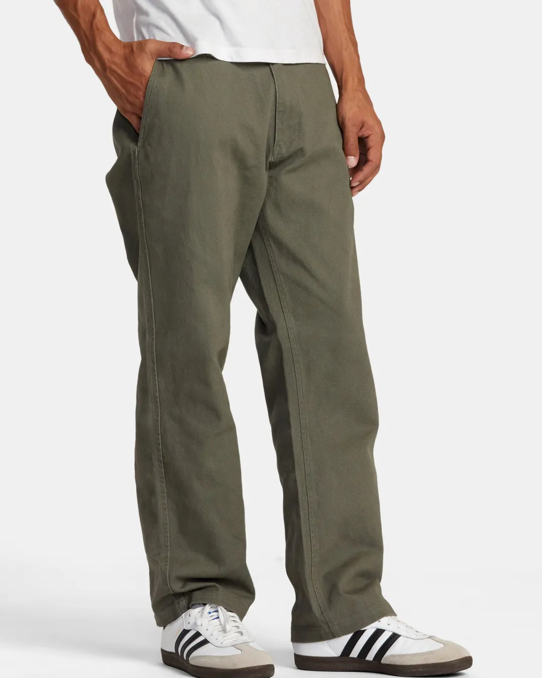 AMERICANA CHINOS