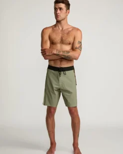 APEX 2 BOARDSHORTS 18''