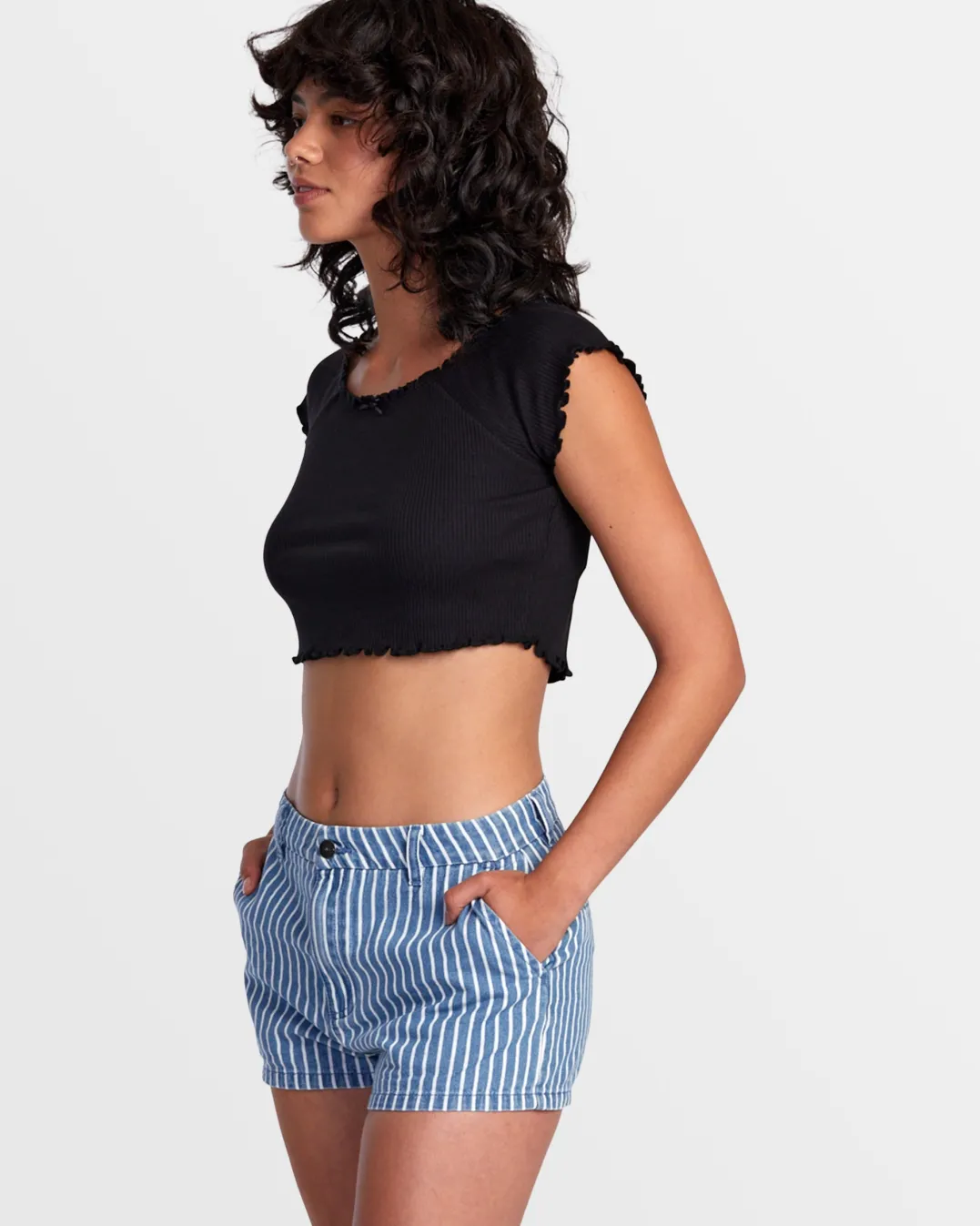 DELILAH OFF-THE-SHOULDER CROP TOP