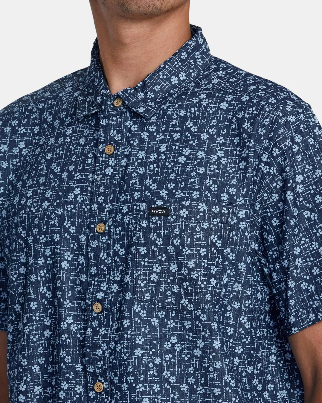 FRAME CHAMBRAY SHORT SLEEVE SHIRT