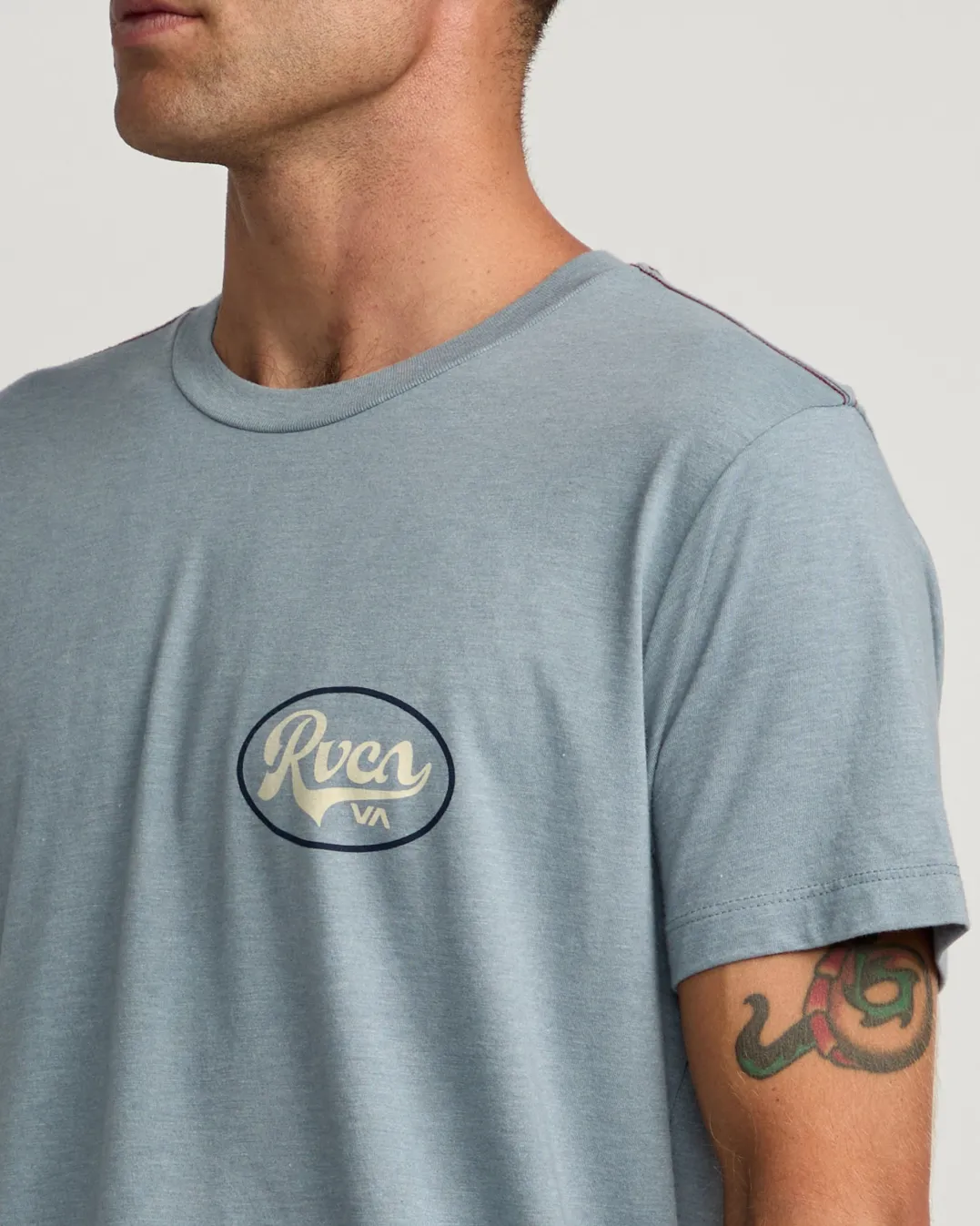 PROWL TEE