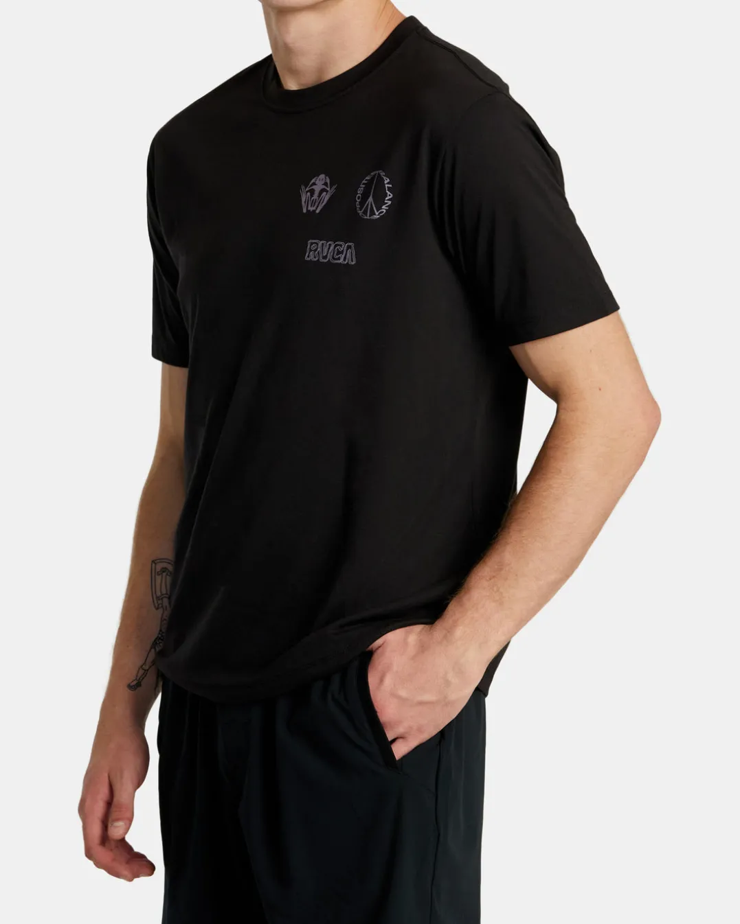 RELIC STACK TEE