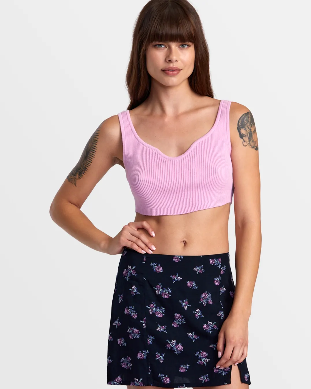 SELECTS ROUNDABOUT SWEATER TANK V-NECK SWEATER
