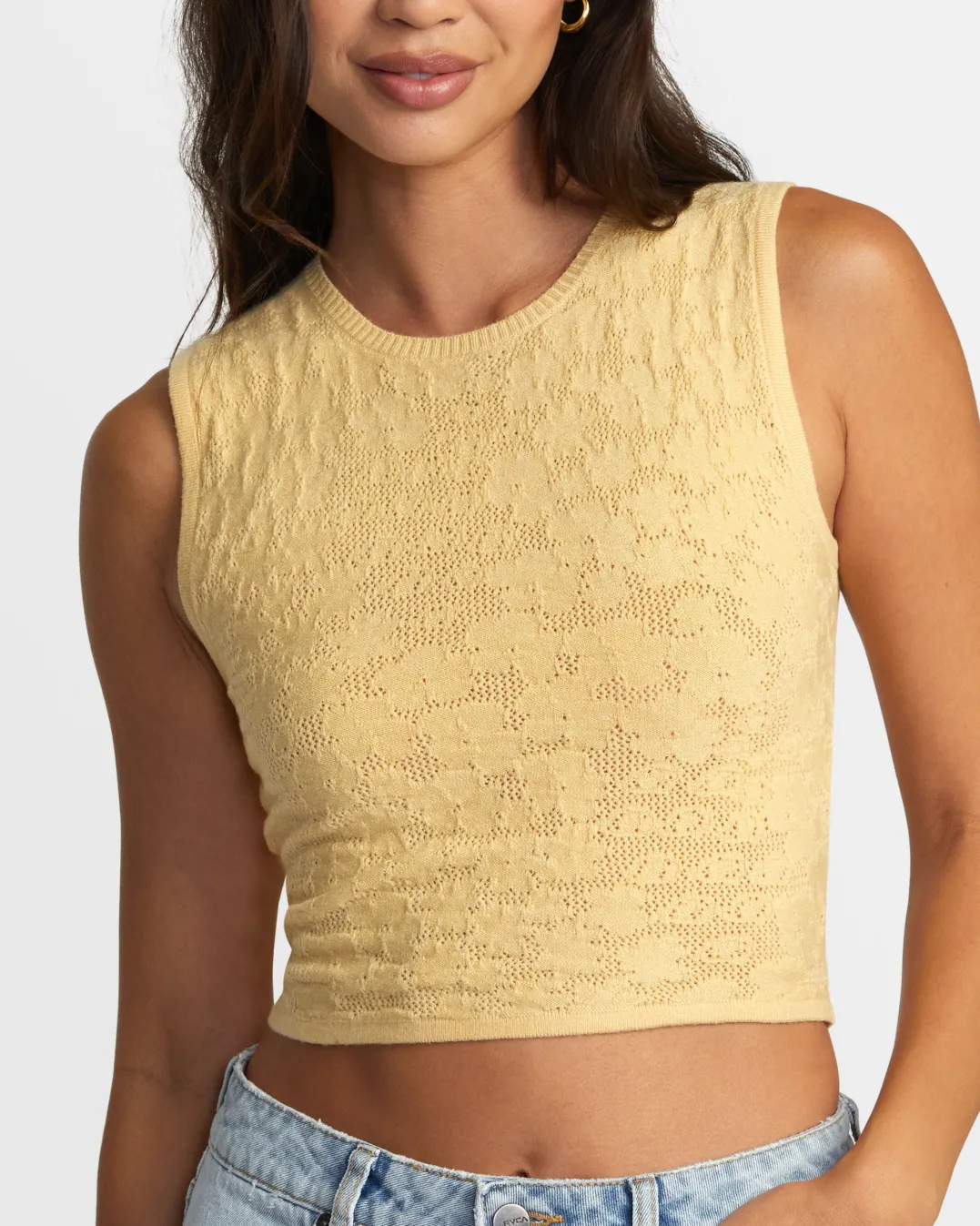 SELECTS SHIVER SWEATER TANK CREW NECK SWEATER