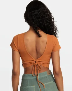 SMITTEN TOP V-NECK