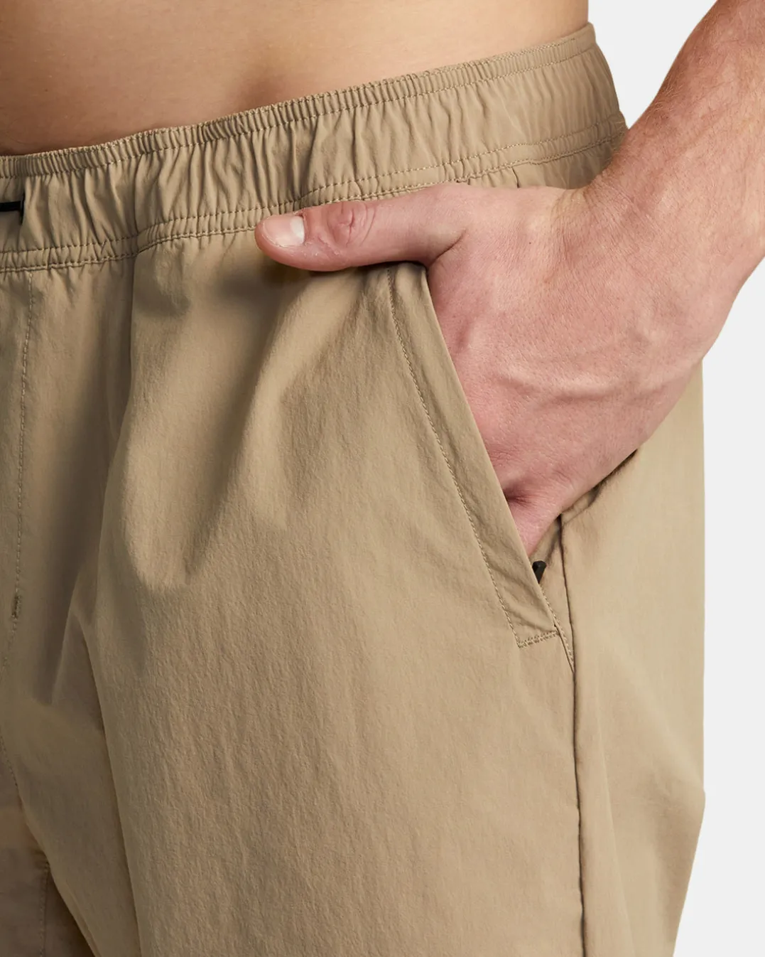 SPECTRUM TECH SHORT UTILITY SHORTS
