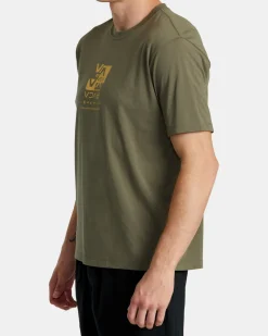 SPLITTER STACKS TEE