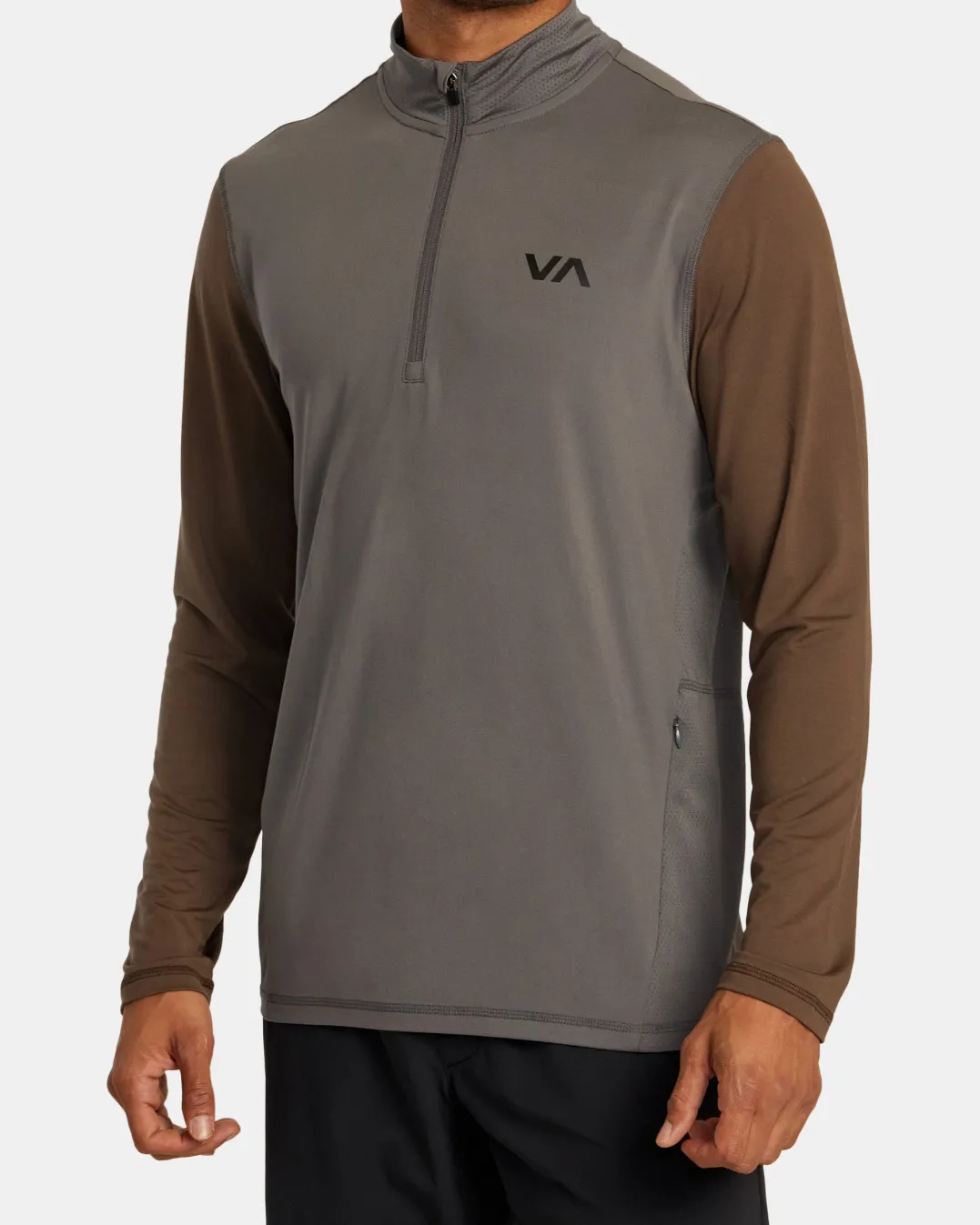 SPORT VENT HALF-ZIP PULLOVER