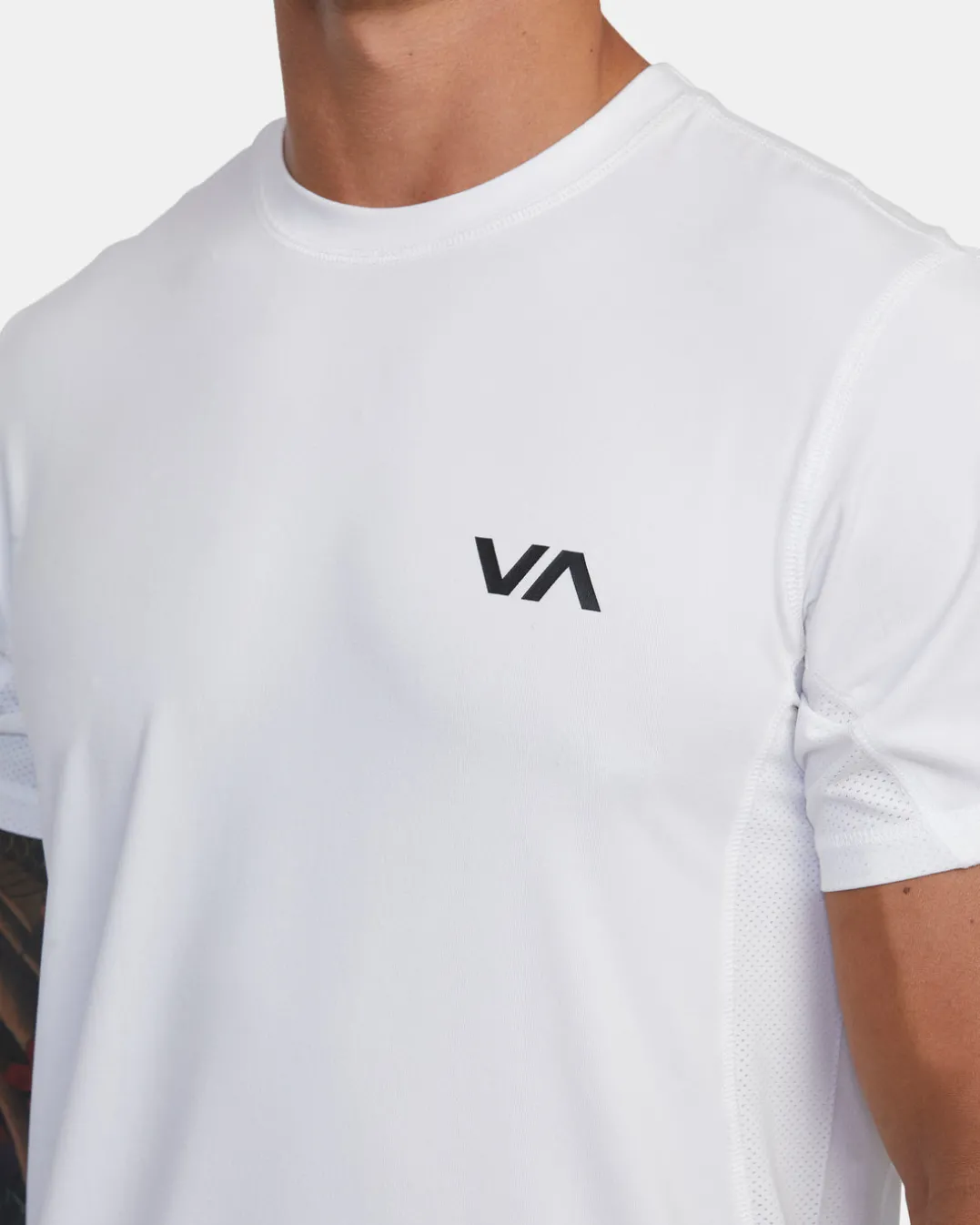 SPORT VENT PERFORMANCE TEE
