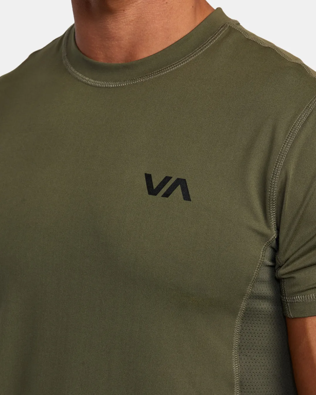 SPORT VENT PERFORMANCE TEE