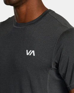 SPORT VENT STRIPE TECHNICAL SHORT SLEEVE TOP