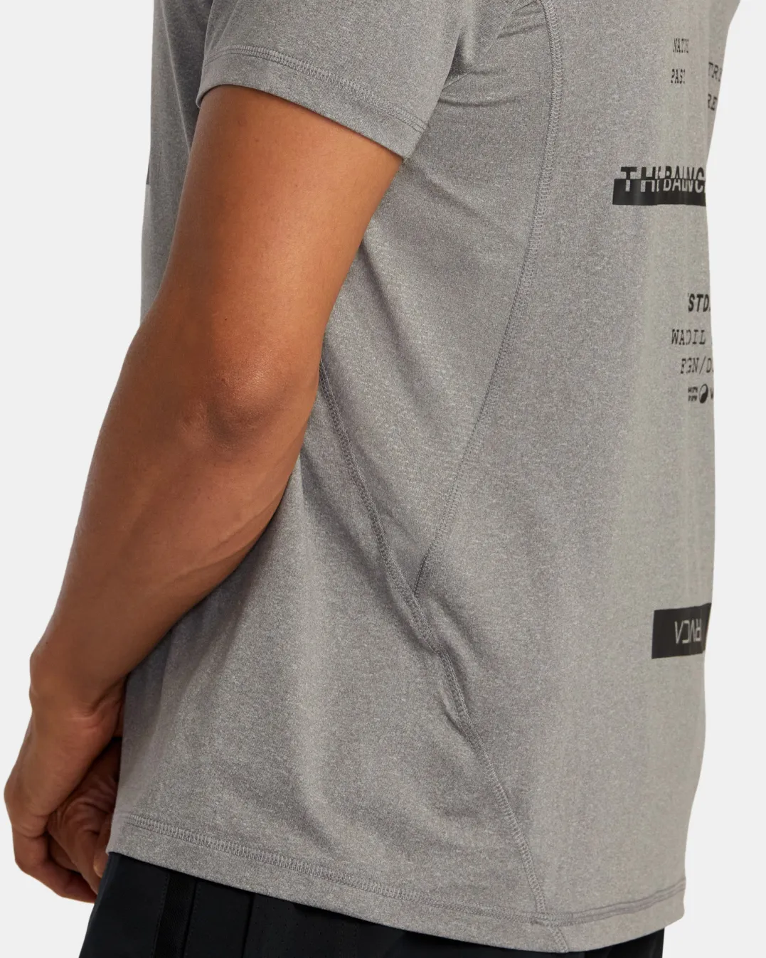 SPORT VENT TEE