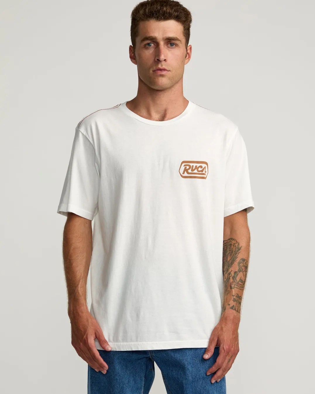 STATION TEE