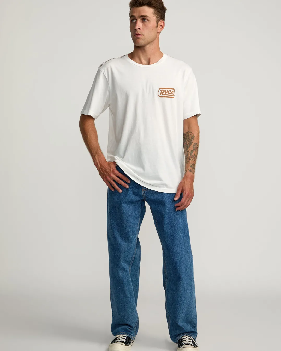 STATION TEE
