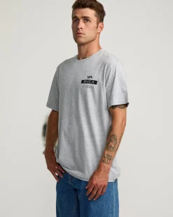 VA FORWARD SHORT SLEEVE TEE