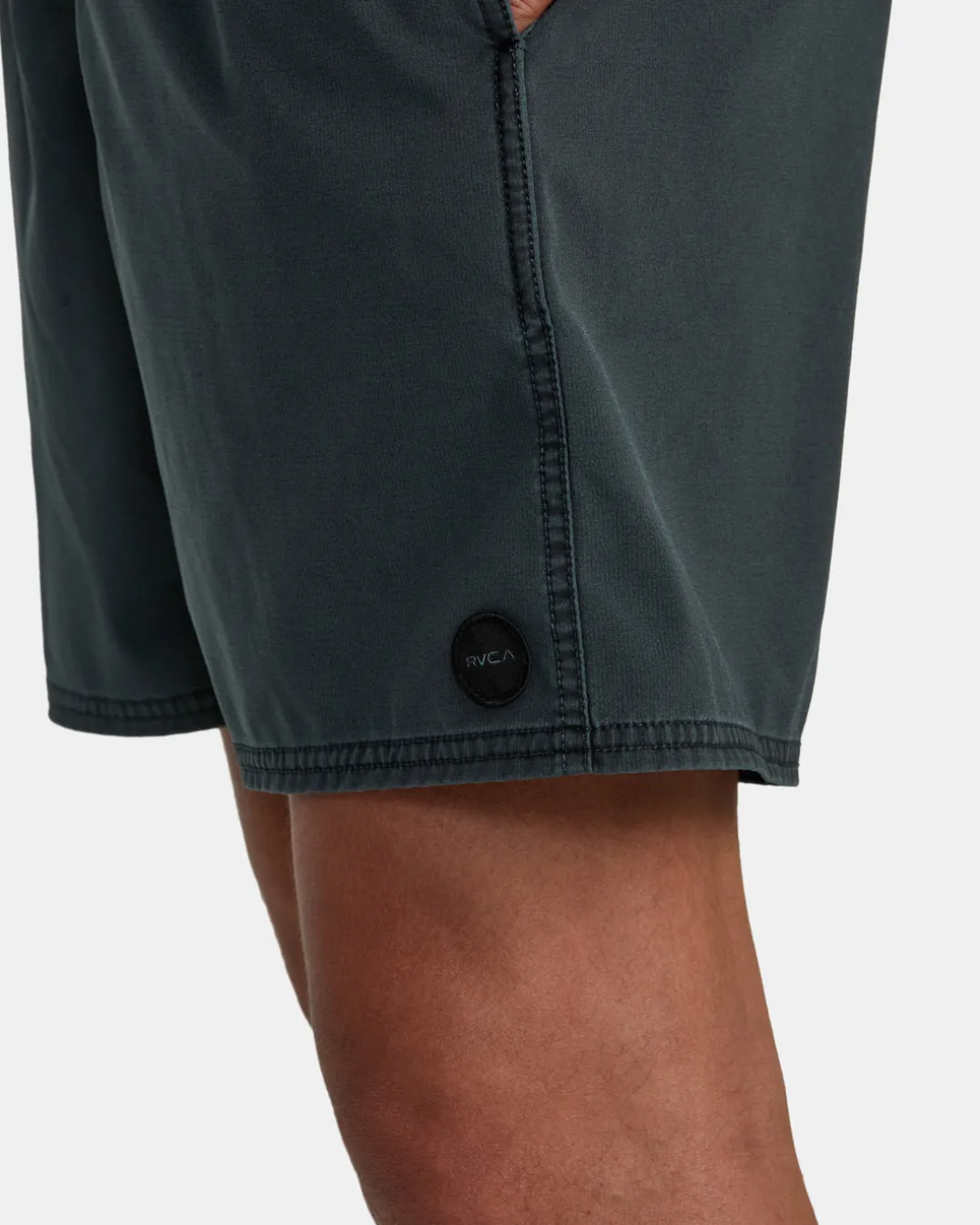VA PIGMENT ELASTIC WAIST 17" BOARDSHORTS