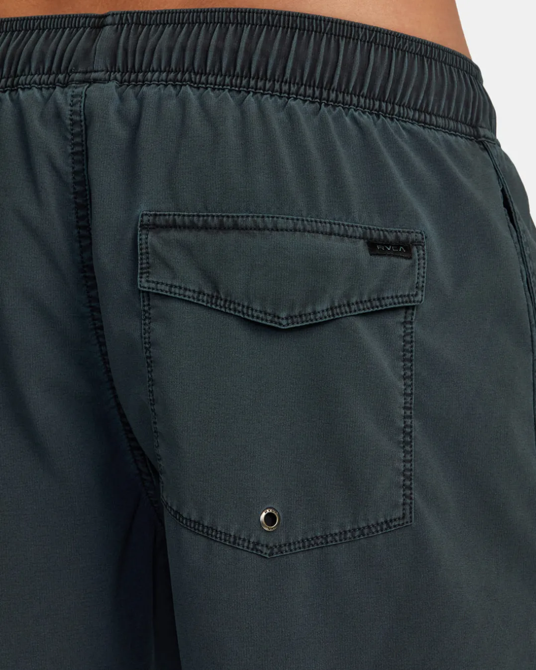 VA PIGMENT ELASTIC WAIST 17" BOARDSHORTS