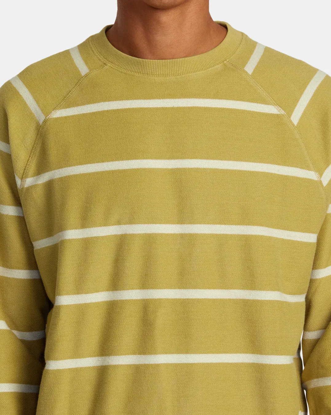VACANCY CREW NECK PULLOVER