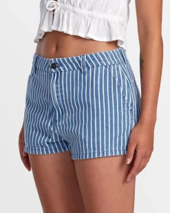 WEEKEND DENIM SHORTS