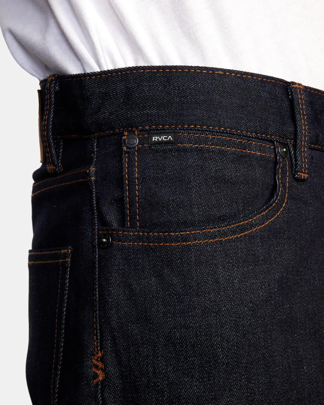WEEKEND STRAIGHT FIT JEANS