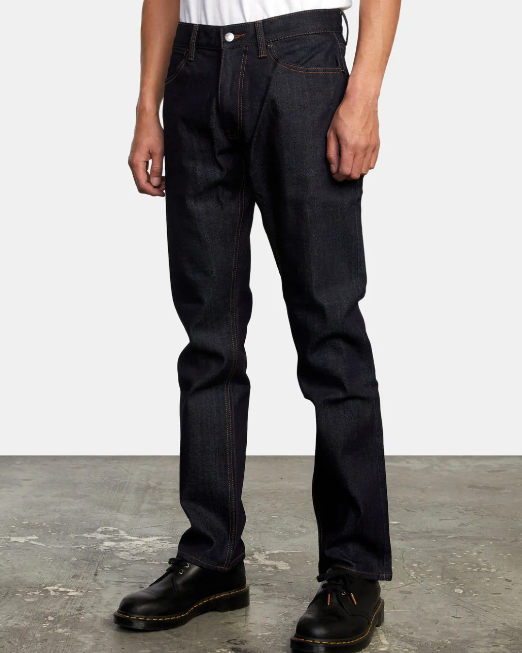WEEKEND STRAIGHT FIT JEANS