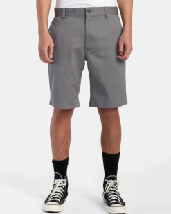 WEEKEND STRETCH 20" SHORTS