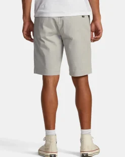 WEEKEND STRETCH 20" SHORTS