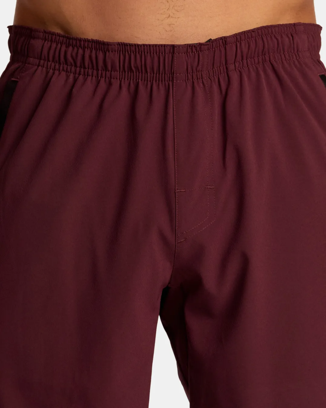 YOGGER STRETCH 17" ATHLETIC SHORTS