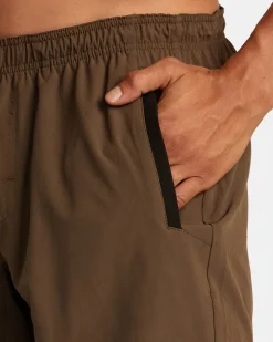 YOGGER STRETCH 17